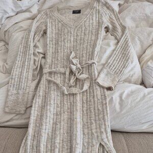 abercrombie and fitch sweater dress